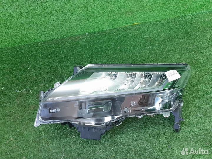 Фара левая Mitsubishi ASX