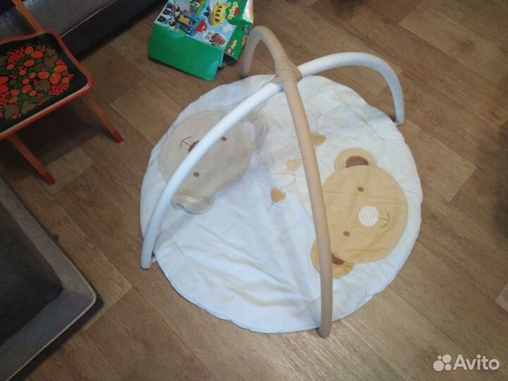 Развивающий коврик