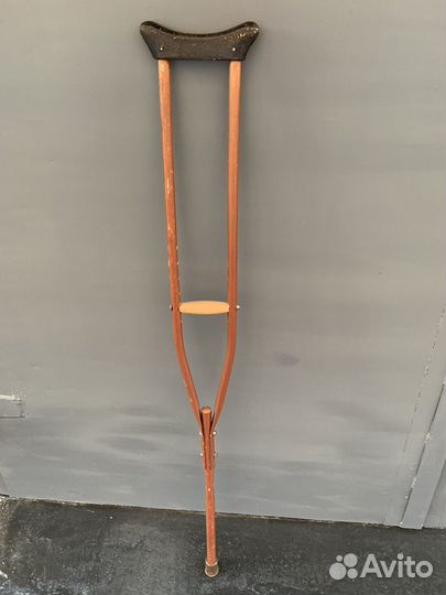 Костыль подмышечный