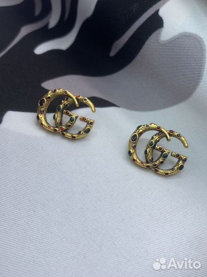 Винтажные серьги gucci