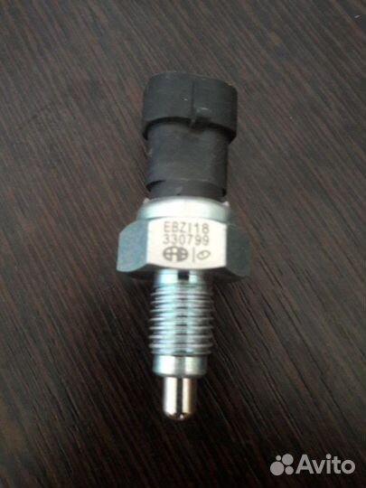 Датчик заднего хода (лягушка) опель корса д