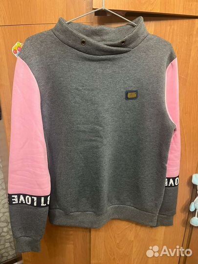 Продам вещи женские 44-46