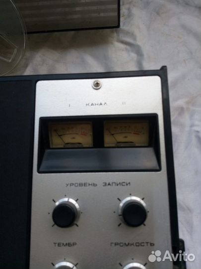 Катушечный магнитофон СССР