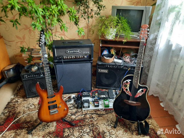 Электрогитара ibanez с комбиком