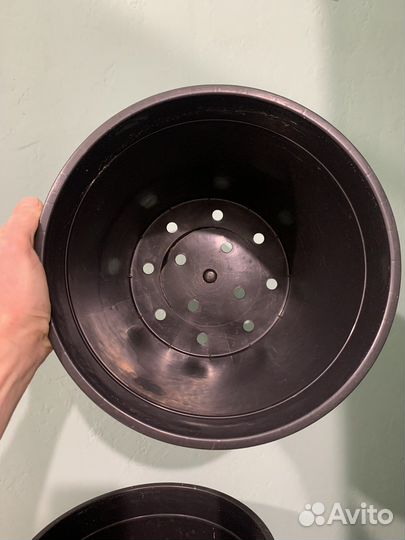 Пластиковый горшок 12 л