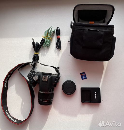 Зеркальный фотоаппарат Canon 500d + 18-55 kit + 8G