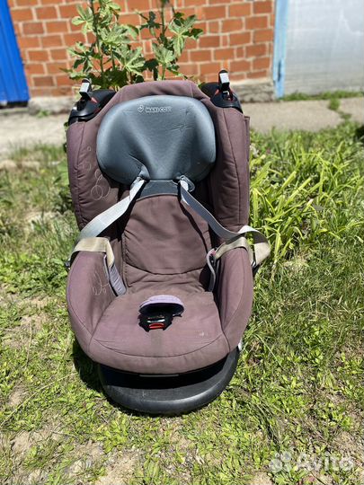 Детское автокресло от 0 maxi cosi