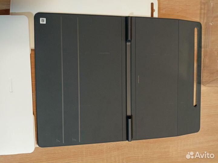 Чехол-книжка Samsung Book Cover для TabS8 EF-BT630