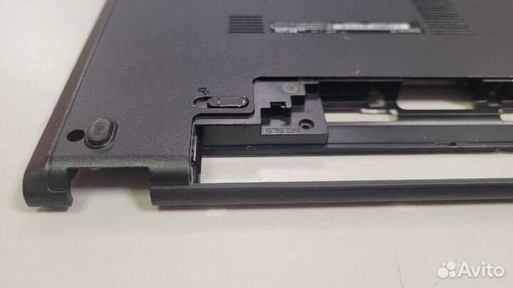 Корпусные части ноутбука Dell Inspiron 15