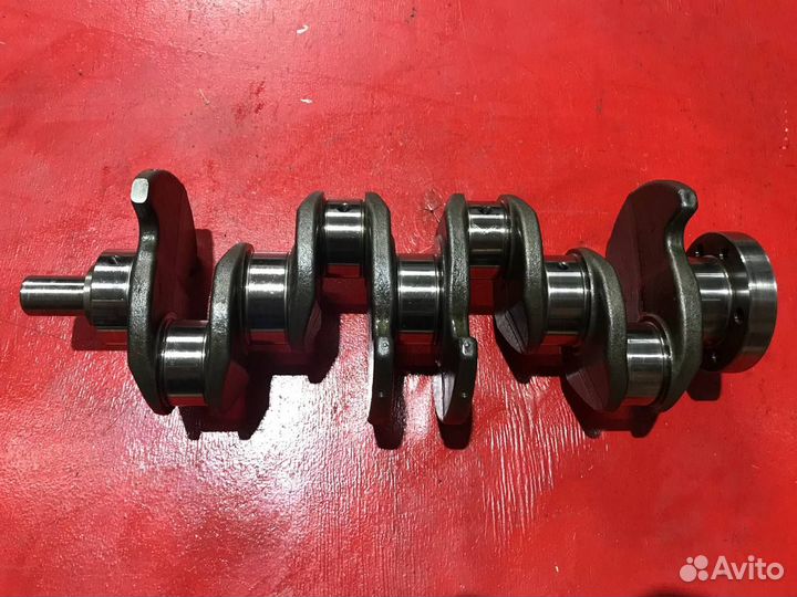 Коленвал Volkswagen Golf CAV 1.4