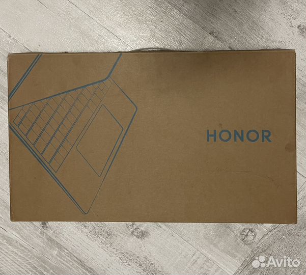 Ноутбук MagicBook Honor HN-200325EP0