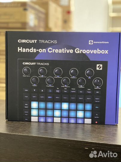 Грувбокс Novation Circuit Tracks новый