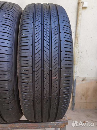 Hankook Dynapro HP2 RA33 215/60 R17 96H