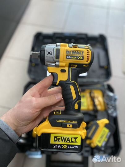 Dewalt набор 2 в 1 24V MAX