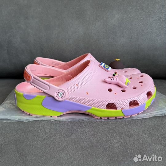 10 US Crocs x SpongeBob Patrick Star Classic Clog