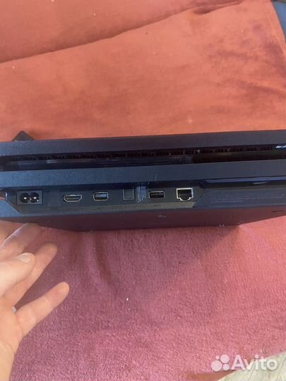 Sony PS4 pro 1tb