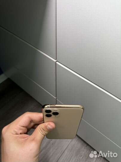 iPhone 11 Pro Max, 64 ГБ