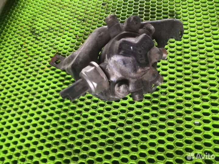 Топливная рампа Форд Торнео Конект 1.8 tdci