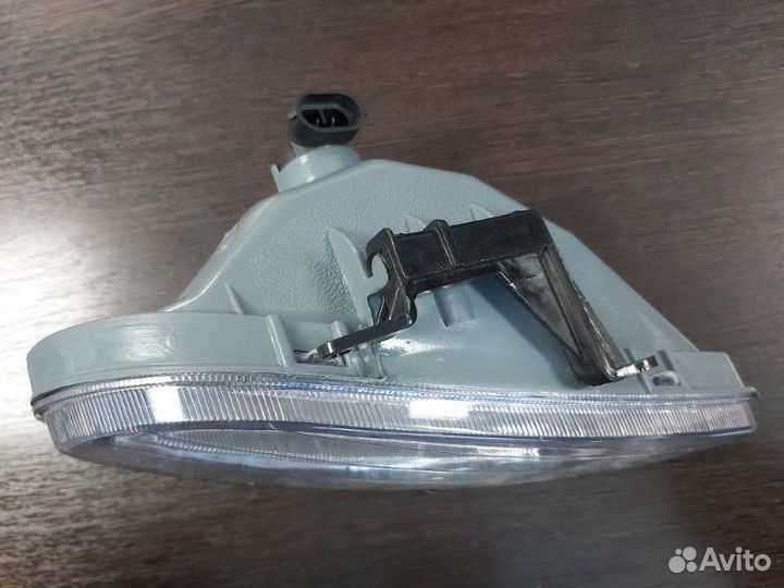 Фара противотуманная Hyundai Accent