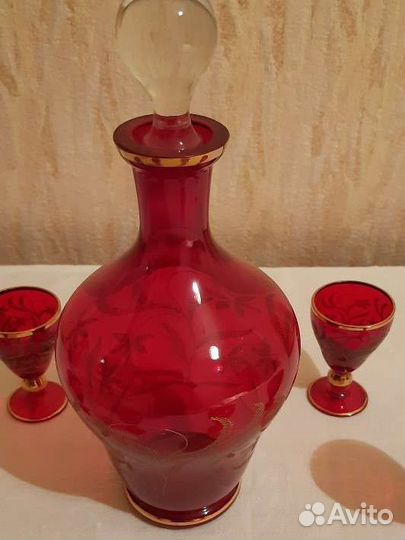 Рубиновое стекло 60е годы.Богемия.Графин и рюмки