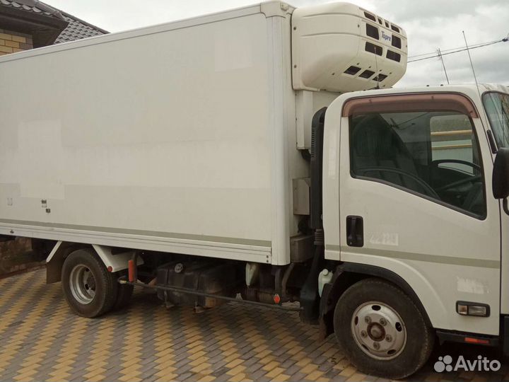 Isuzu Elf, 2010