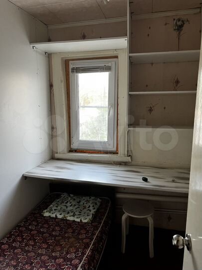 Комната 6 м² в 4-к., 2/2 эт.