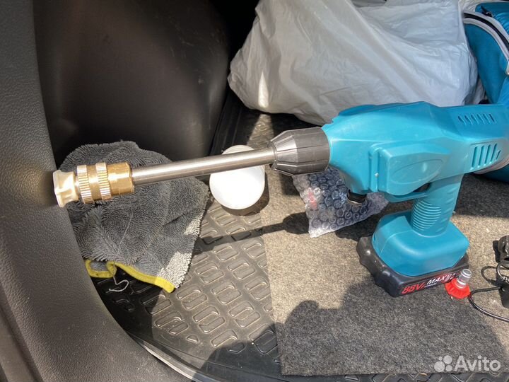 Аккумуляторная мини мойка