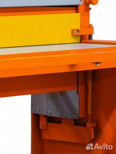 Гильотина механическая ручная stalex GLT 1500