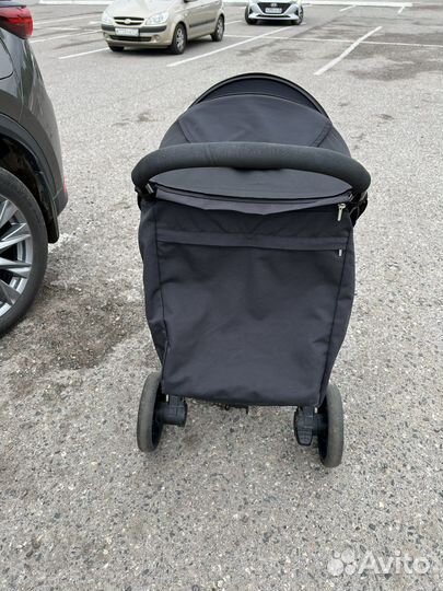 Прогулочная коляска britax