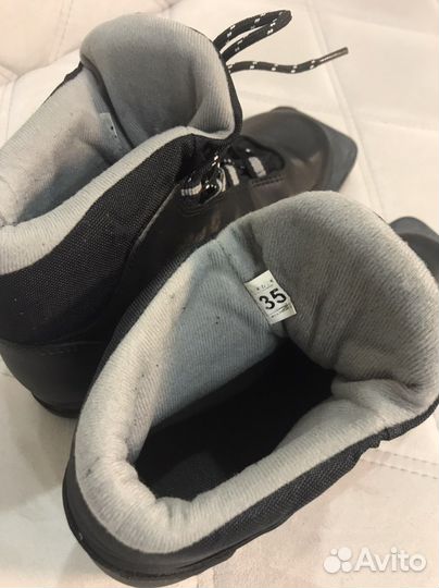 Ботинки для беговых лыж 35