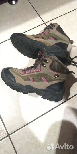 Ботинки женские демисезонные 38