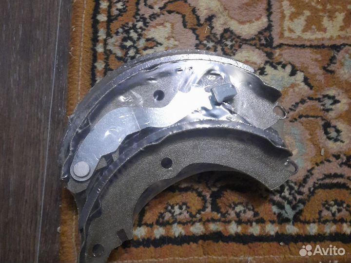 Тормозные колодки задние на chery