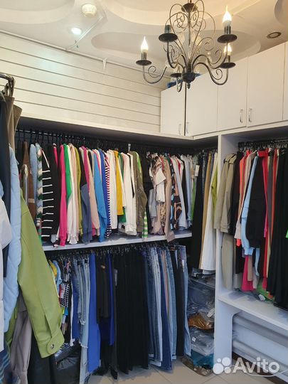 Продаю готовый бизнес- шоурум женской одежды