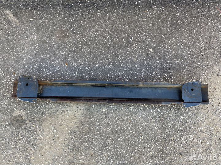 Усилитель заднего бампера VW New Beetle A4