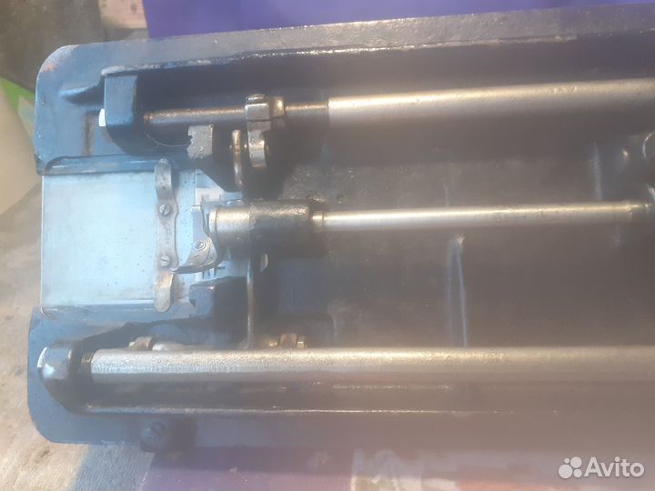 Две швейные машинки Подольск 2м