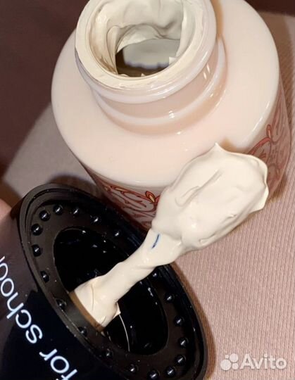 Тональный крем вв