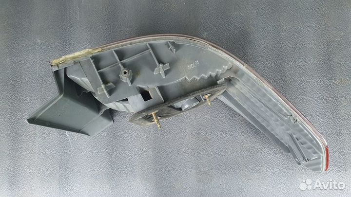 Стоп-сигнал Honda Inspire