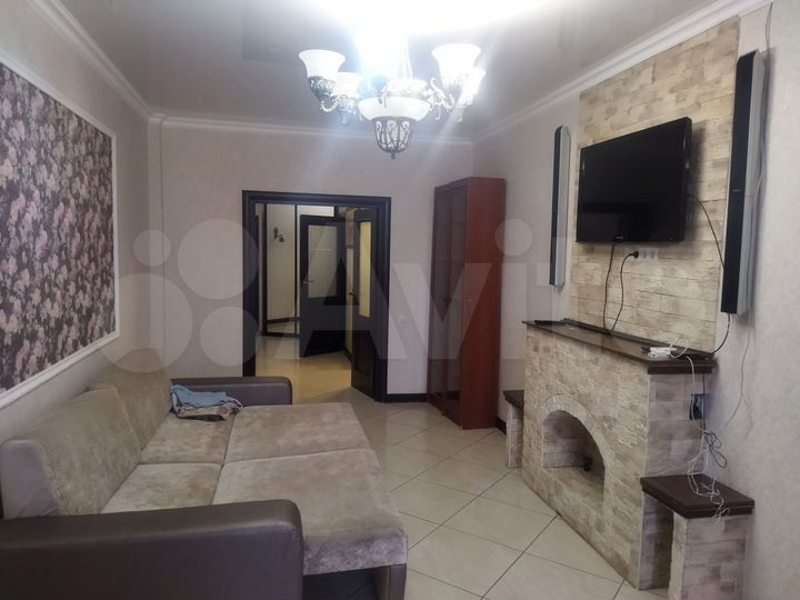 2-к. квартира, 65 м², 9/12 эт.