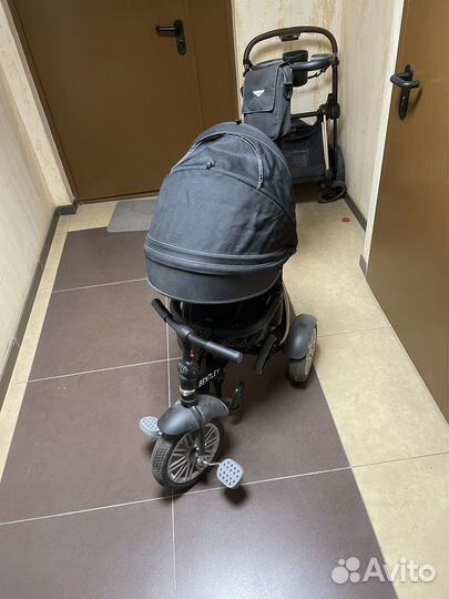 Велосипед трехколесный с ручкой Bentley BN20