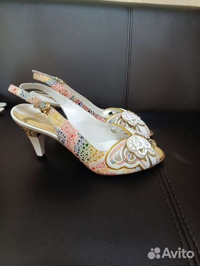 Обувь женская