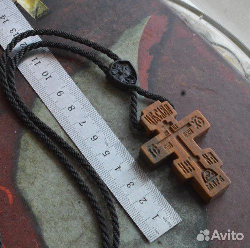 Крестик из дерева