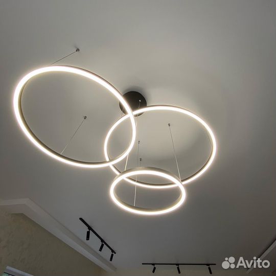 Натяжные потолки