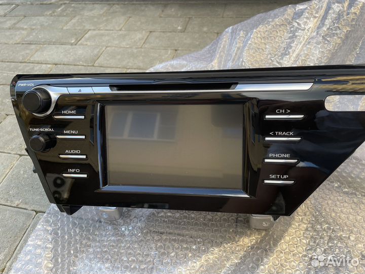 Штатная магнитола для toyota camry v70