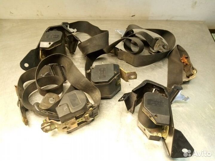 Ремень безопасности Ford Scorpio MK1 2.4 1986