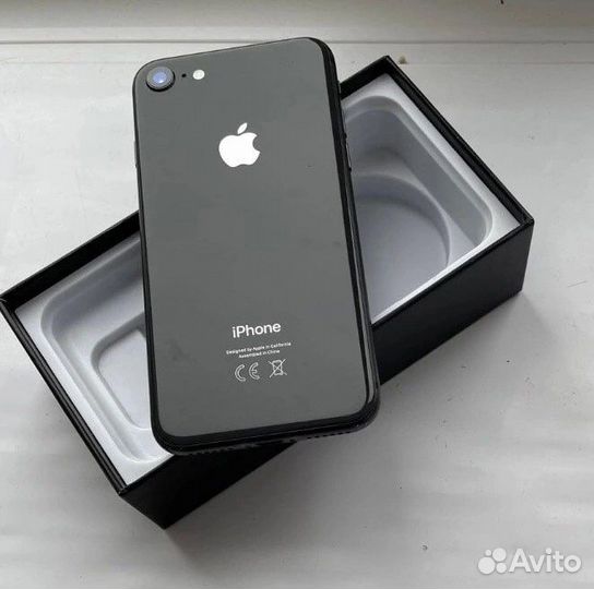 iPhone 8, 64 ГБ