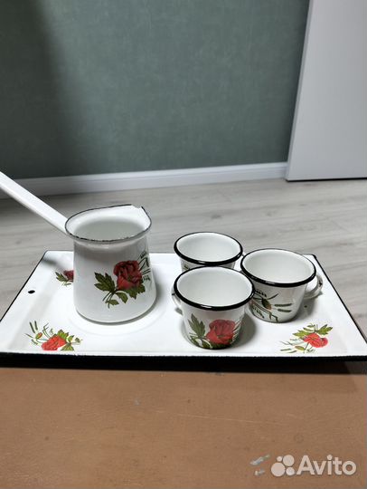 Кофейный эмалированный сервиз
