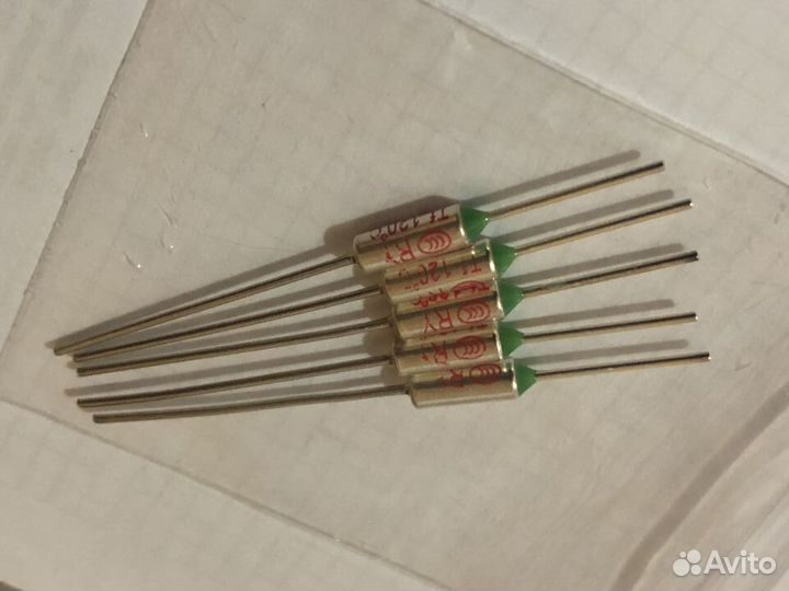 Термо предохранитель Резистор Peugeot 206