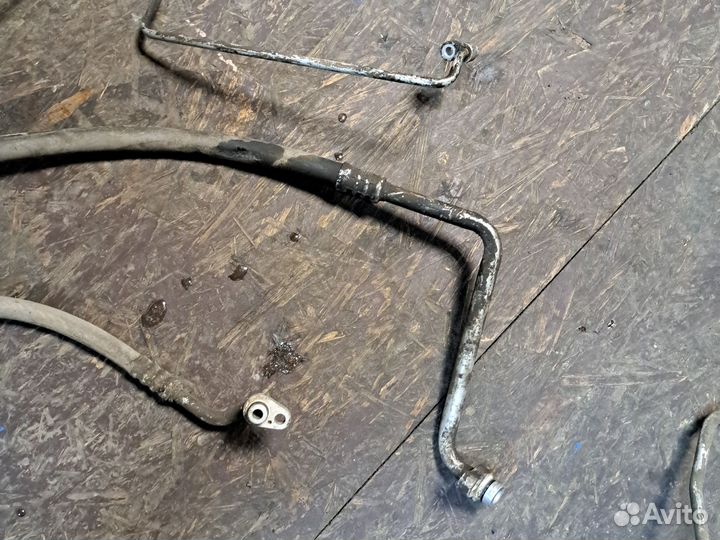 Трубки кондиционера Nissan primera p12 1,8