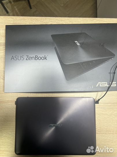 Asus ZenBook UX305C 13.3