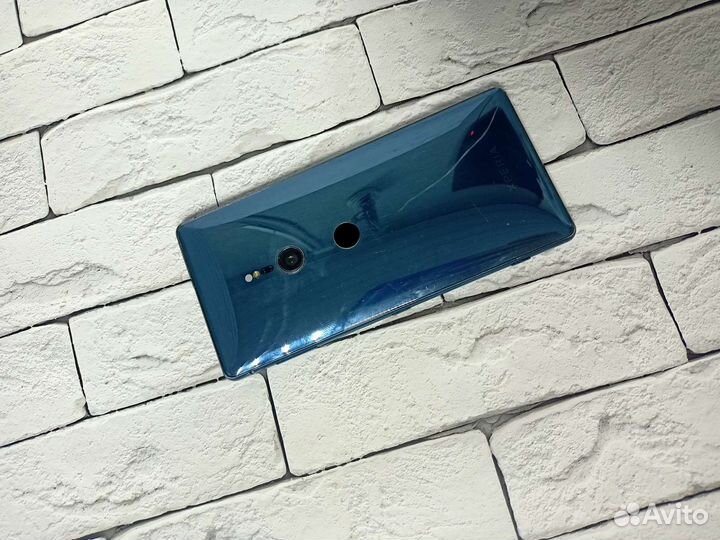 Классический Sony XZ2